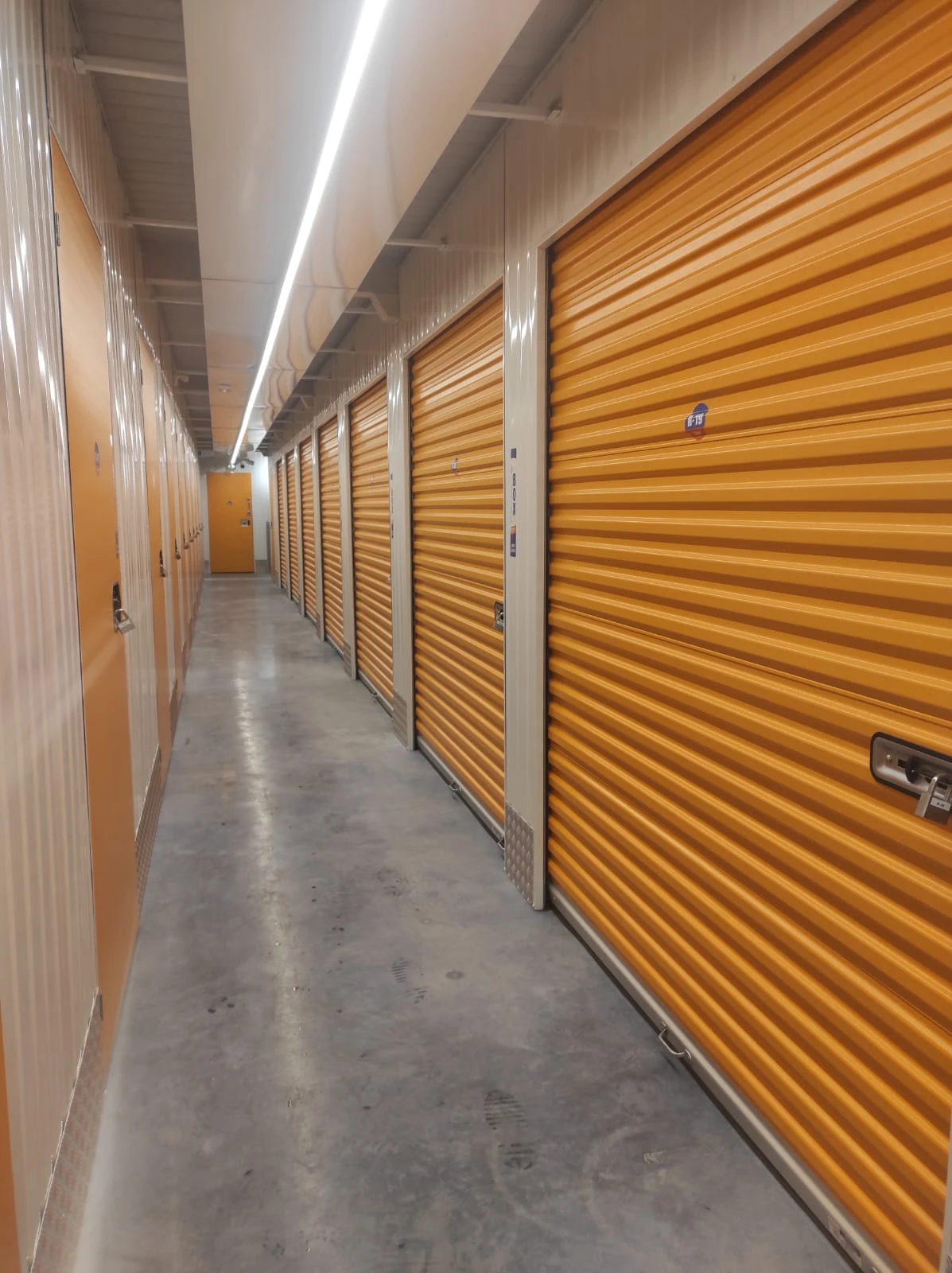 garde-meuble-orchamps-vennes-6